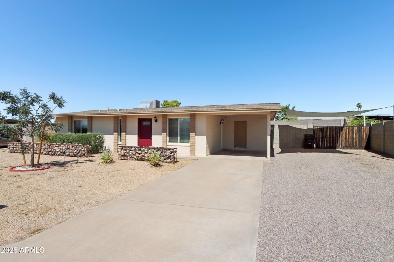 5-web-or-mls-E Duncan St-S2509-005