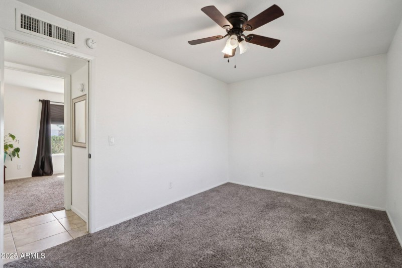 20-web-or-mls-E Duncan St-S2509-020