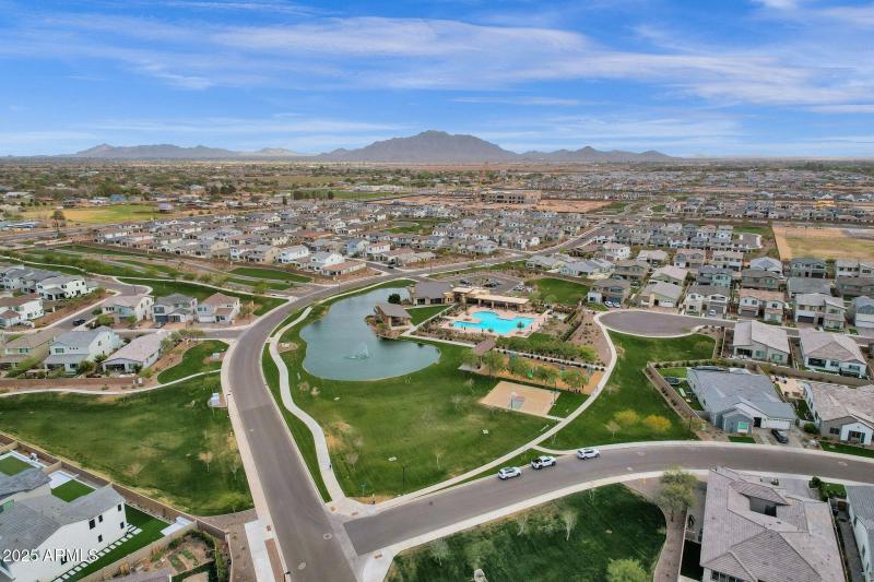 63-web-or-mls-1266-e-donato-dr