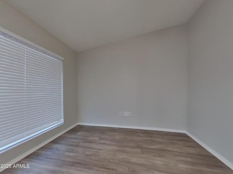 3_pc_buG34xbZlG_q5tCIQDkM8_layout_2