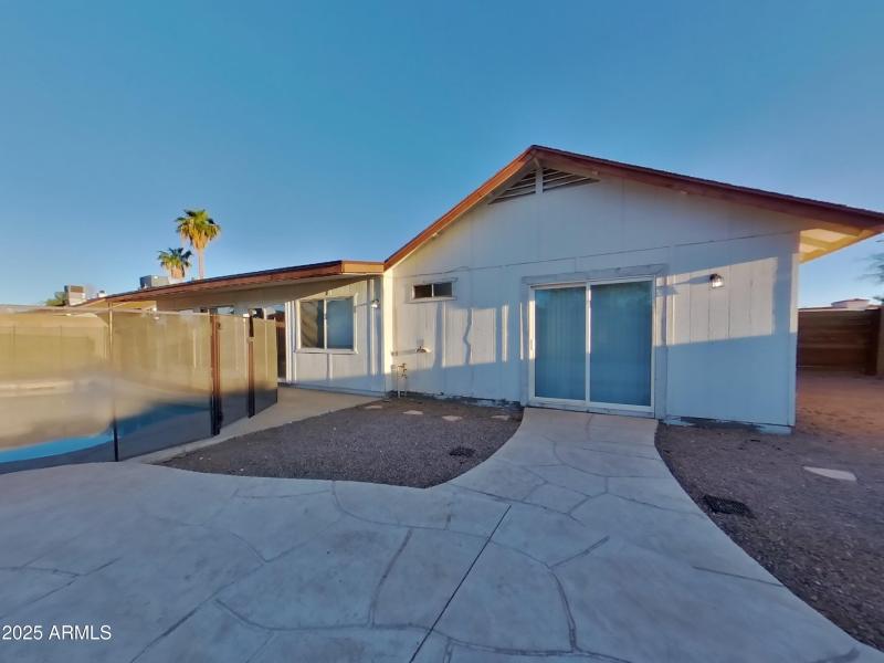 15_pc_TaGrud7jJn_56WVZxRPvT_center_0