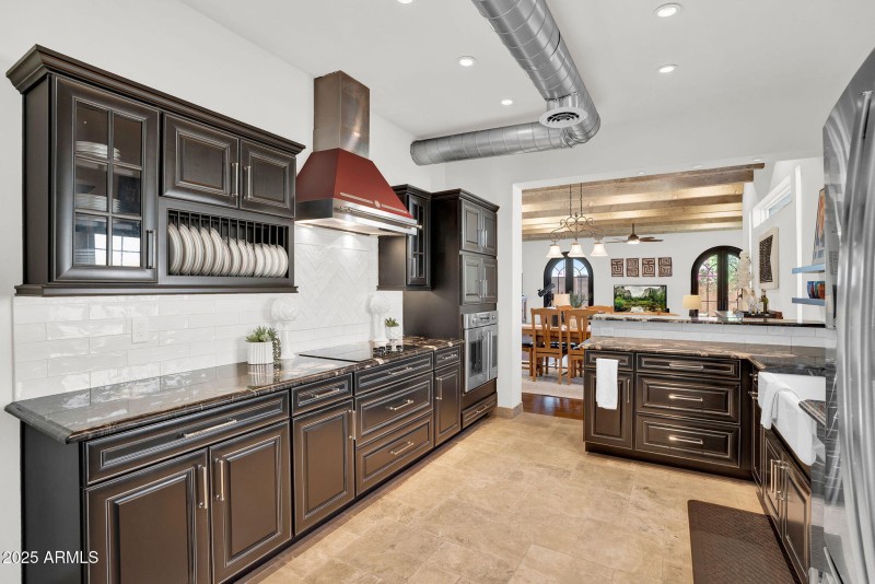 Chef’s Gourmet Kitchen