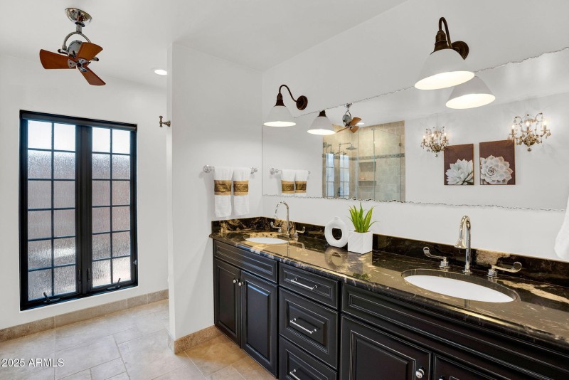 Primary Double Sinks