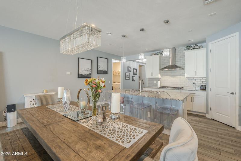 10-web-or-mls-Roy Rogers-10