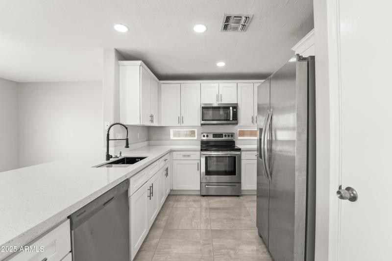 11215 W Heatherbrae Dr-12