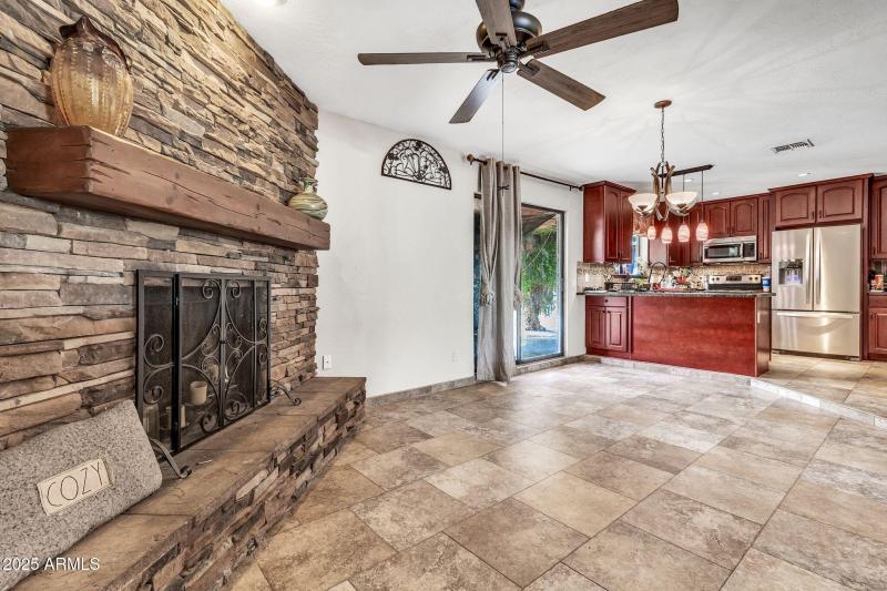 2117 W Tyson St, Chandler