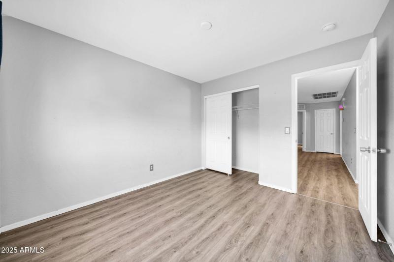 Guest bedroom