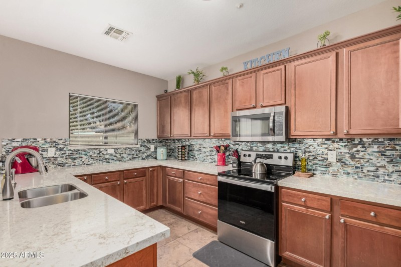 New Quartz Countertops