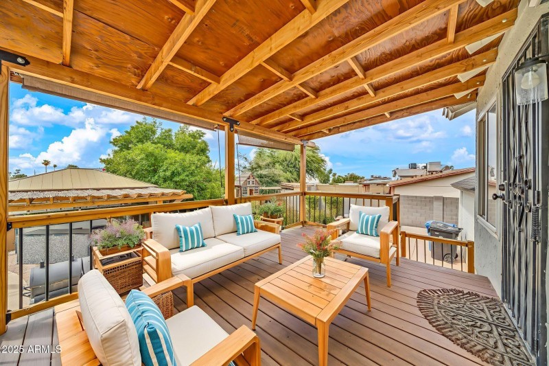 3821-W-Danbury-Dr-52 - Outdoor - Standar