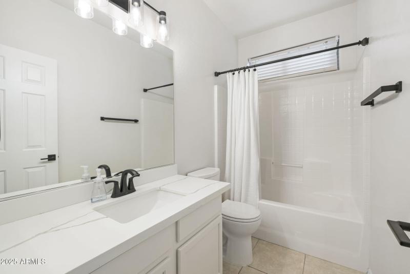 6742 E Regina St Mesa - 220