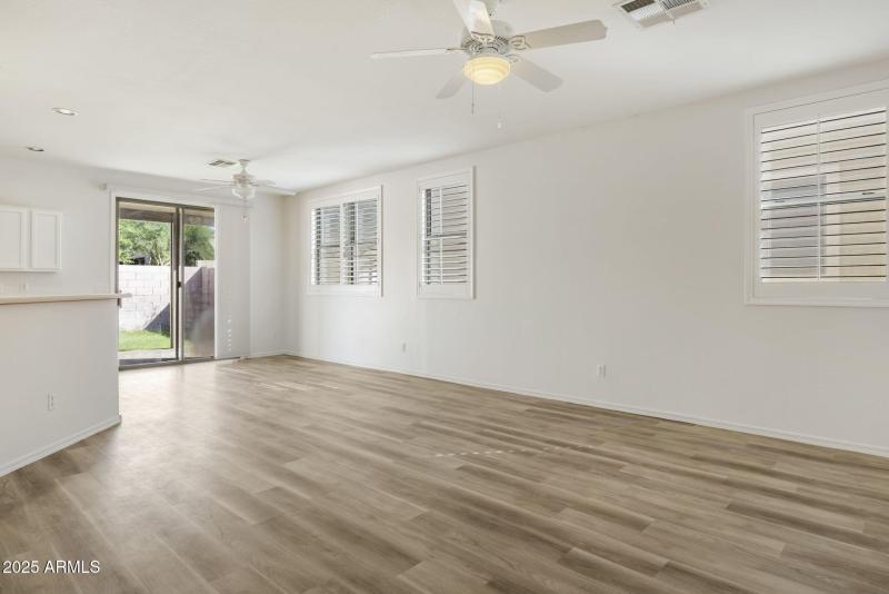 6742 E Regina St Mesa - 245