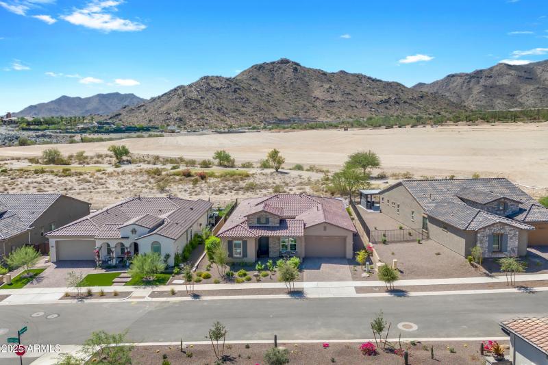 Luxury Desert Living