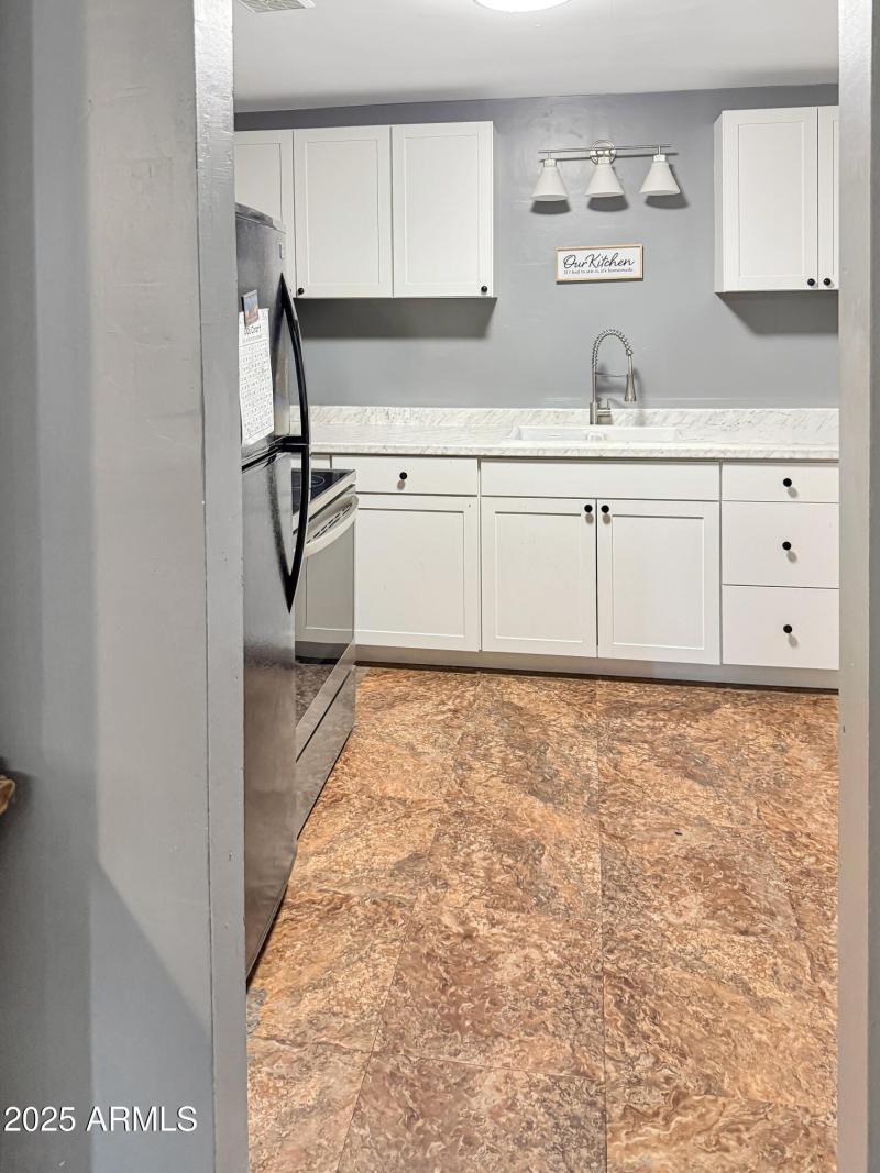 310 Fourth st Kitchen