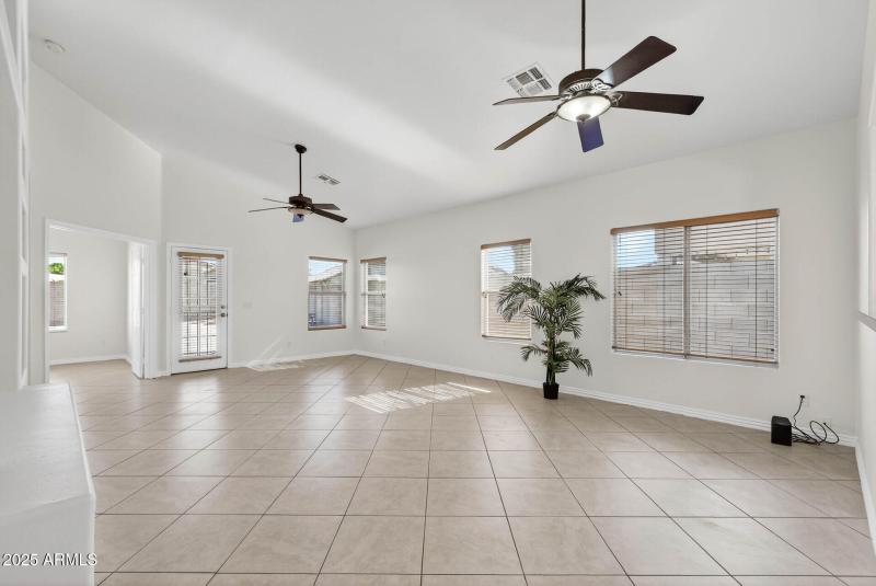 15_11016_W_Almeria15_mls