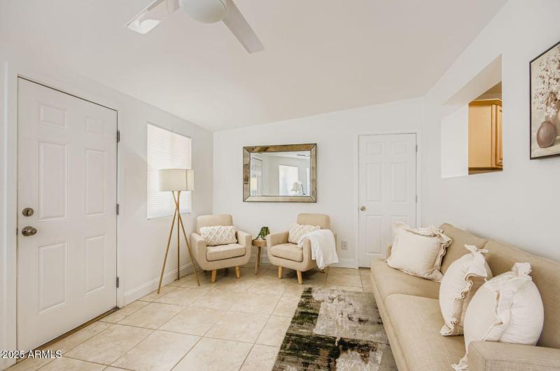 4730 N 76th Pl - Web Quality - 006 - 09