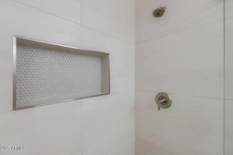 4730 N 76th Pl - Web Quality - 020 - 11