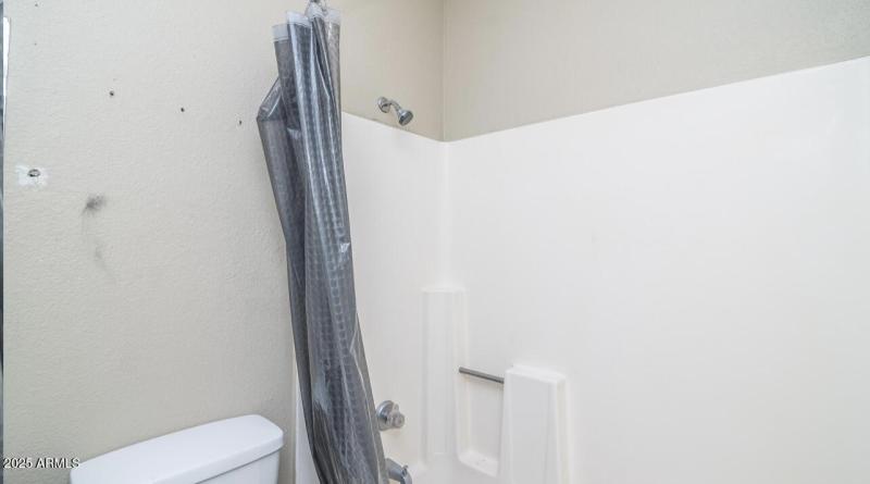 DC070374-5A55-4281-A95D-F13FCC4316F5_1_2