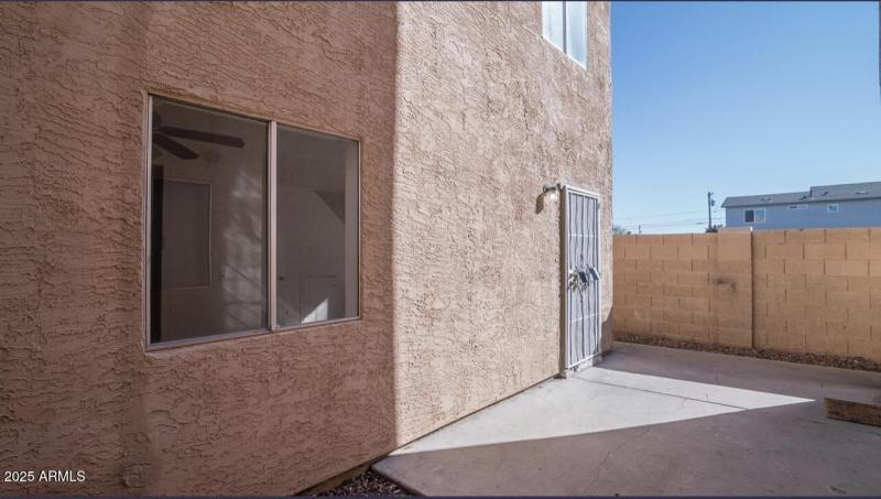 941B99E9-49E7-4355-B1CE-B231BDCC1705_1_2