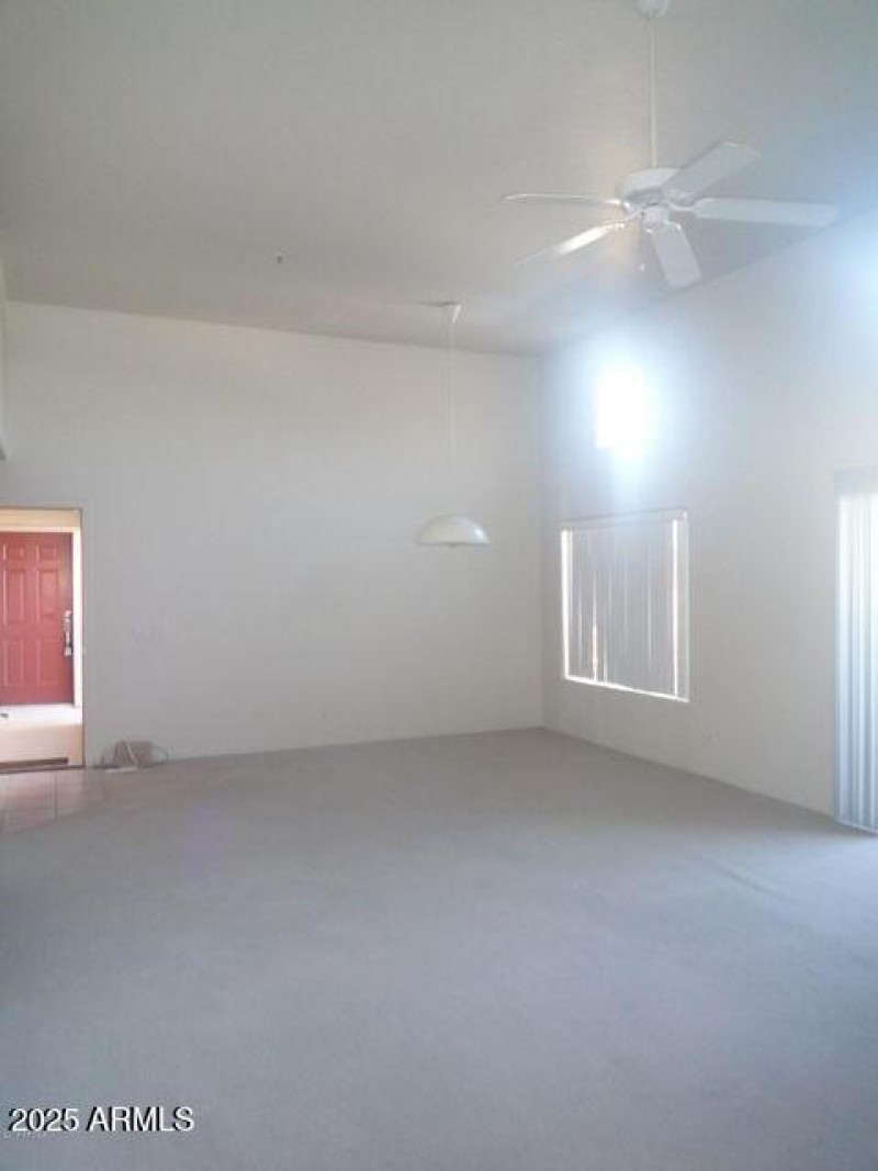 20191010224920019147000000-o