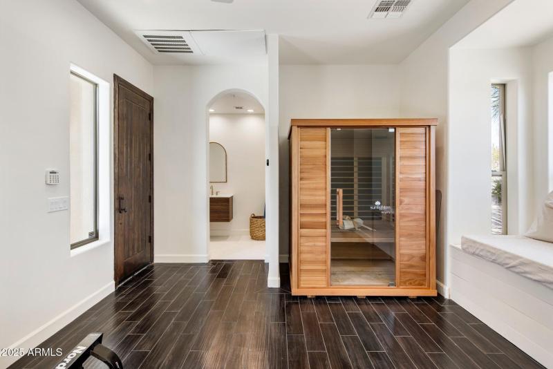 38-web-or-mls-D46A3569