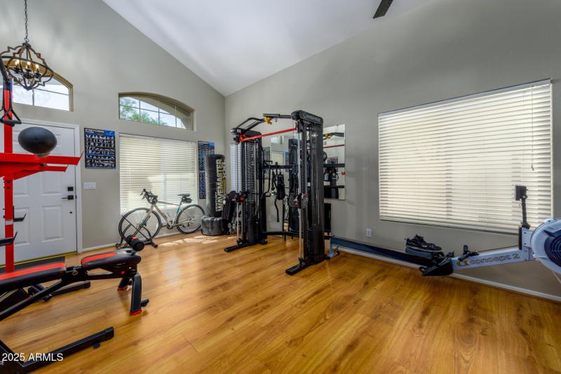 Living room/ dining room