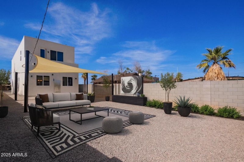 virtually staged patio