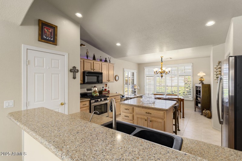 Pantry & vaulted ceilings