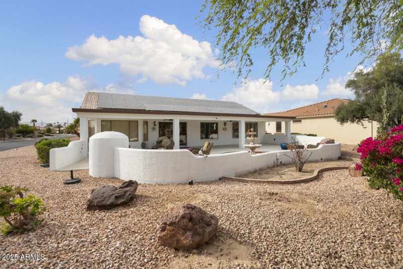 Backing to common area