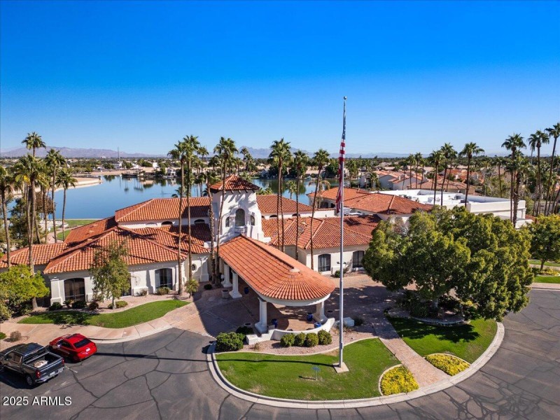 Val Vista Lakes Clubhouse