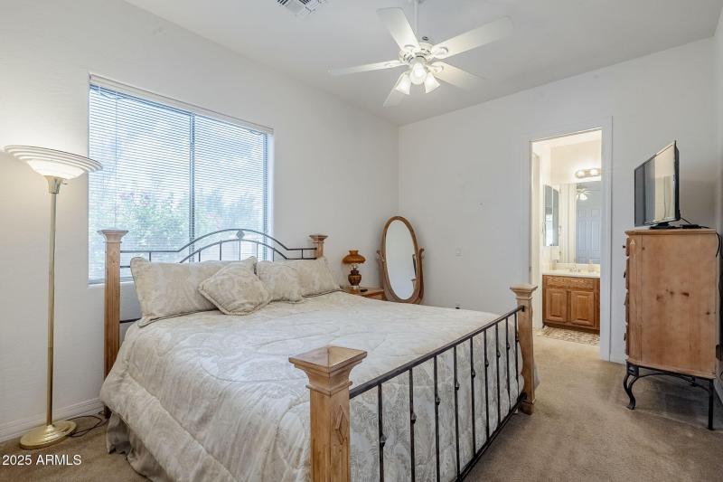 49-web-or-mls-Calle Del Sol-39