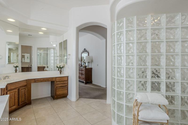 44-web-or-mls-Calle Del Sol-34