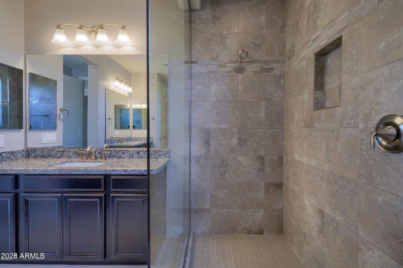 20250827200228454051000000-o