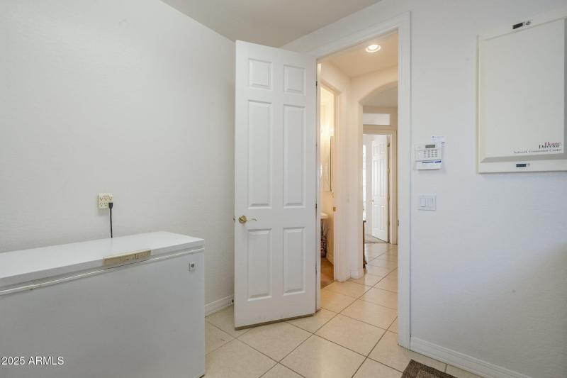 37-web-or-mls-Calle Del Sol-27