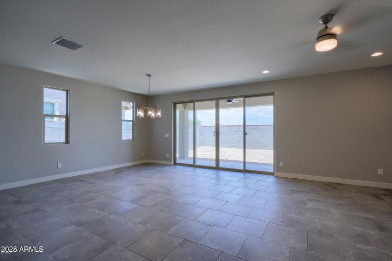 20250827200227721523000000-o