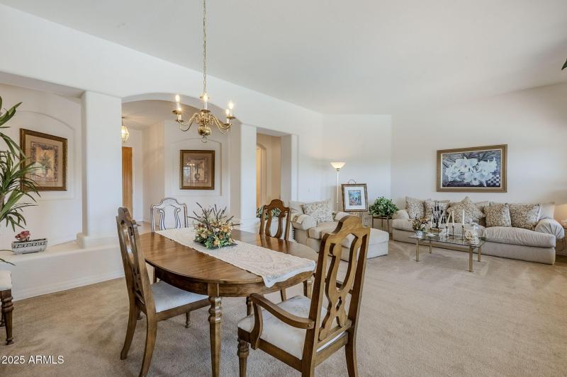 19-web-or-mls-Calle Del Sol-9