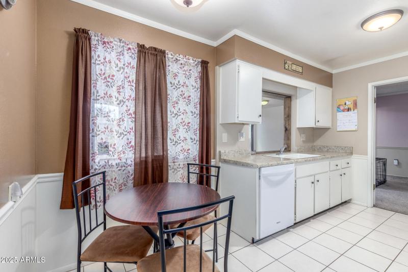 Kitchen Breakfast Nook