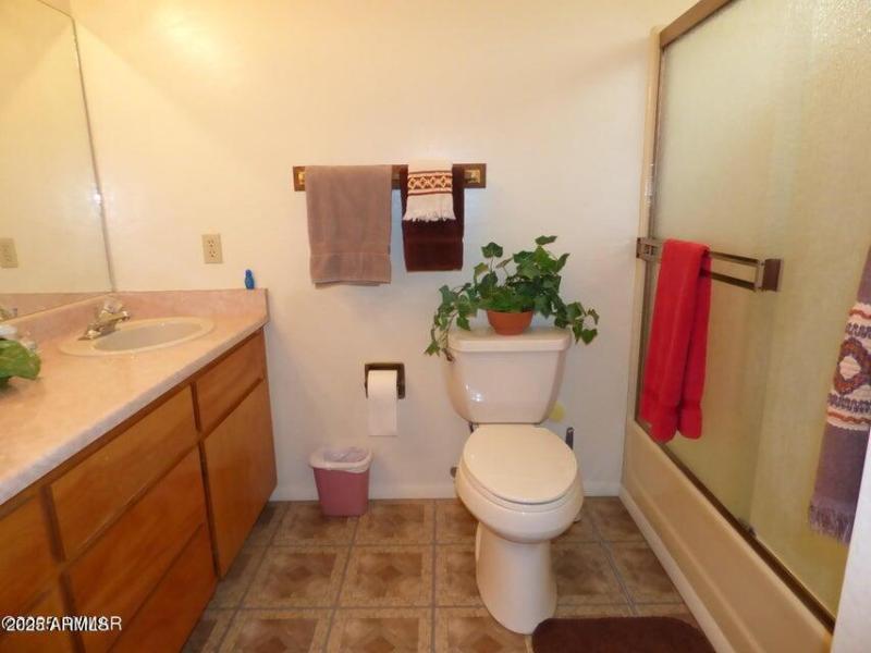 20250909062356923592000000-o