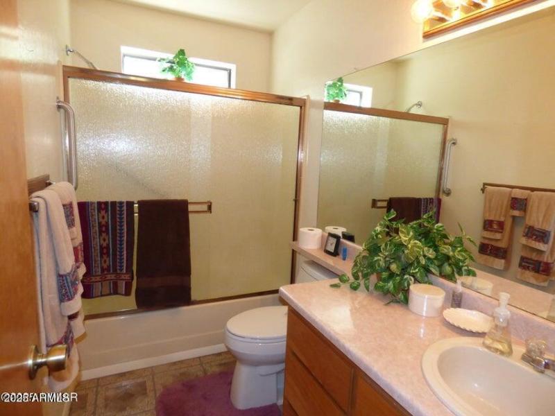 20250909062427564935000000-o