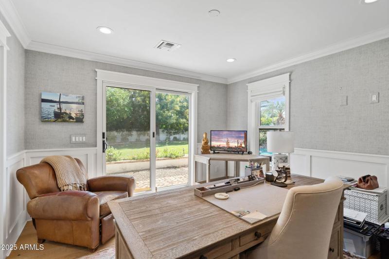 Office w Backyard Access