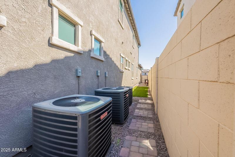 86-web-or-mls-Stroobe-86