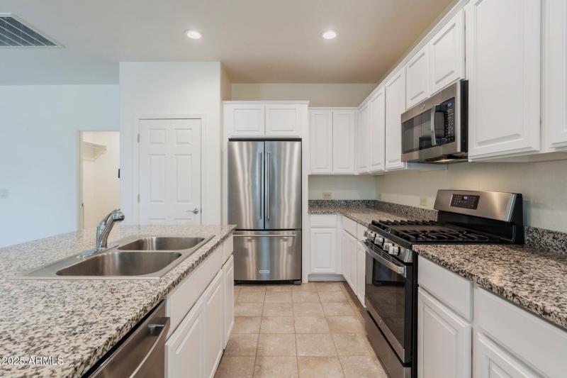 Kitchen2