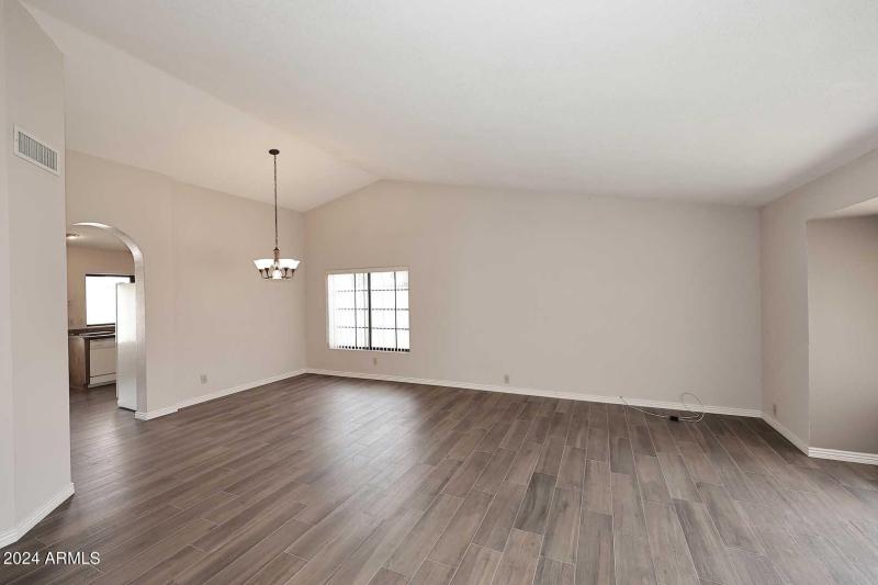 Living-Dining Room (1)