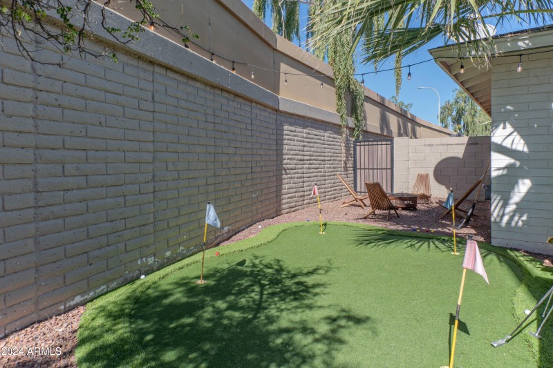 1749 East Medlock Drive-print-032-040-pu