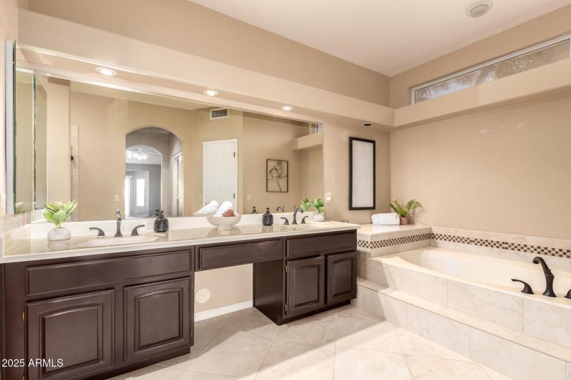 20 - Master Bath
