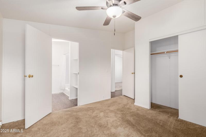 Primary Bedroom w Bath