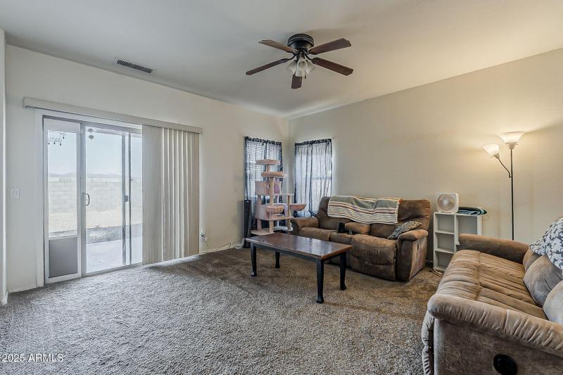 10-web-or-mls-6th Ave-10