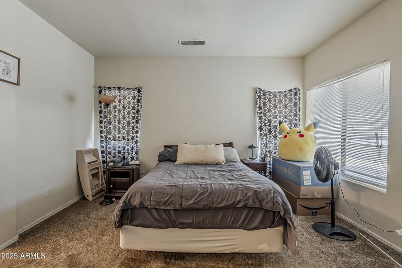 22-web-or-mls-6th Ave-22