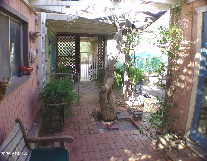 COVERED PATIO BTWN HOME AND CASITA DSC0