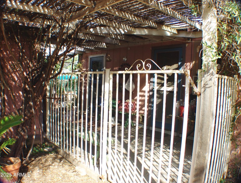 PATIO AND CASITA DSC07476