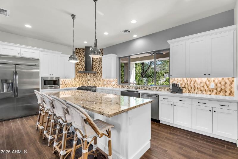 Love the HUGE island!